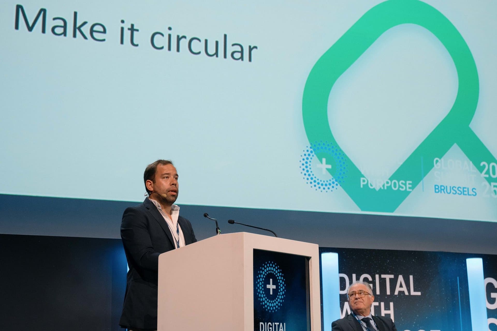 LoopOS receiving the Digital With Purpose Startup Global Award 2025 in Brussels.